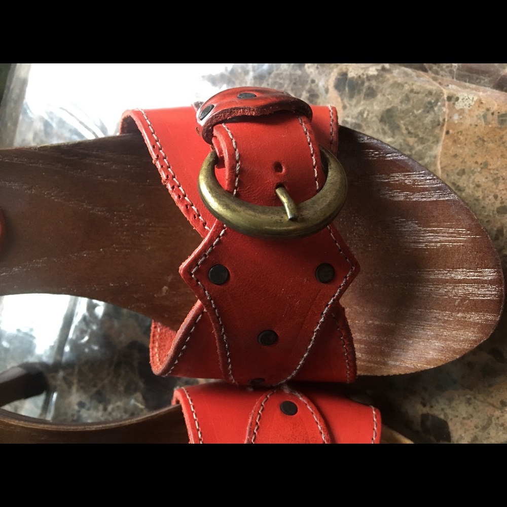 Shoes - Picture 2 of 6